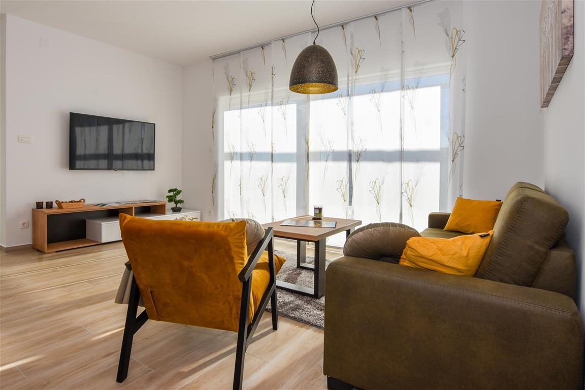 2020-02-16-16-06-37---0093